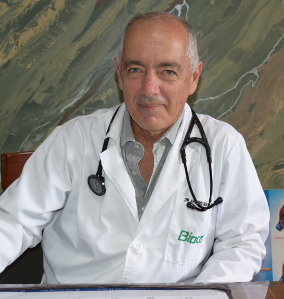 Dr. Arturo Barrientos, Cirujano cardiovascular en Biocor